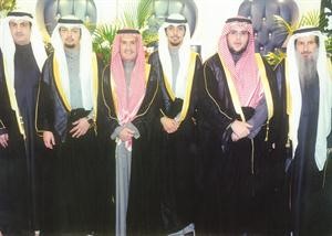 الشيخ علي الجابر والشيخ فهد علي الجابر يباركان﻿