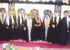 الشيخ مشعل الاحمد والشيخ فيصل المالك يباركان﻿