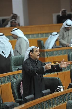 يعقوب الصانع متحدثا﻿