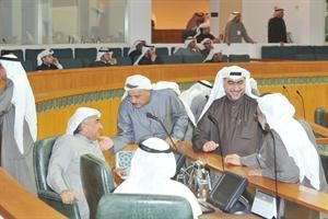 خالد الشطي ونبيل الفضل في حوار مع النواب﻿