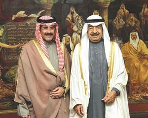 الامير خليفة بن سلمان ال خليفة والشيخ مبارك الدعيج