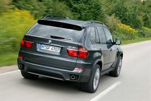 «علي الغانم وأولاده» للسيارات تطلق BMW X 5قوة لا يمكن إيقافها بعد 13 عاماً من النجاح