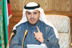 دمحمد الهاشل يؤكد حرص المركزي على سلامة الاوضاع المالية للبنوك وتامينها ضد المخاطر	