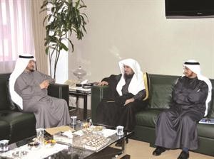 شريدة المعوشرجي خلال لقائه وكيل جامعة الامام محمد بن سعود﻿