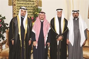 فهد المطيري وركاد الظفيري يهنئان
