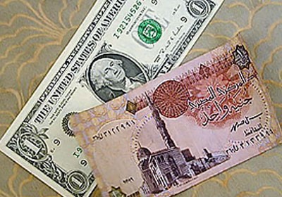 محللون: انخفاض الجنيه المصري إيجابي للبورصة في 2013