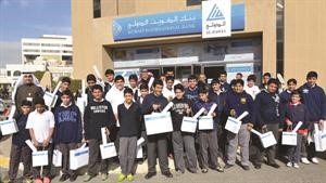 بنك الكويت الدولي يعرف طلبة مدرسة سعيد بن العاص على طبيعة العمل المصرفي الاسلامي