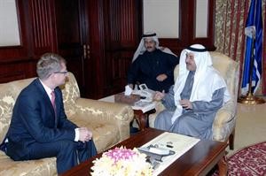 وزير الداخلية خلال استقباله سفير جمهورية النمسا﻿