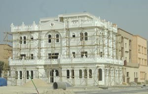 ضرورة اعادة النظر في شكل وتخطيط البيوت الحديثة ومراعاة التطور التكنولوجي ووسائل الاتصال