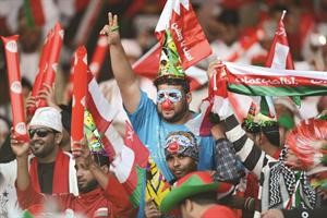 فرحة الجماهير العمانية الازرق كوم