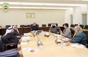 الراشد مترئسا اجتماع مكتب المجلس امس﻿