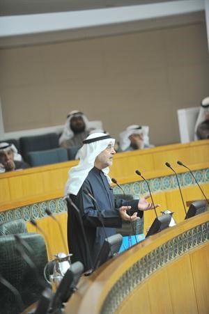 احمد لاري
