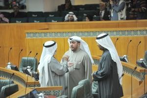 مبارك النجادة وهاني شمس وعدنان عبدالصمد
