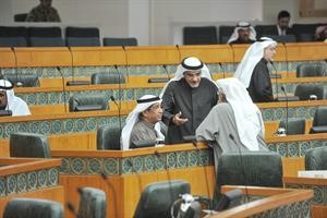 دخليل عبدالله وعادل الخرافي