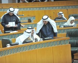 الشيخ سلمان الحمود مخاطبا سمو رئيس الوزراء