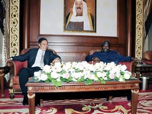 وزير الدفاع التايلندي لدى وصوله﻿