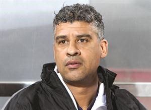 المدرب الهولندي فرانك رايكارد الازرق كوم
