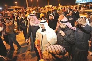 الوعلان والبراك في مقدمة الحضور