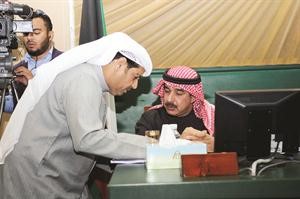 حوار بين فرز المطيري وماحمد الصبيح