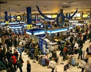 مطار هيثرو يحقق رقماً قياسياً في أعداد المسافرين خلال عام 2012