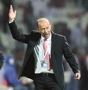 الارجنتيني غابرييل كالديرون قاد البحرين الى الدور نصف النهائي
