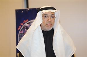 عادل العصفور﻿