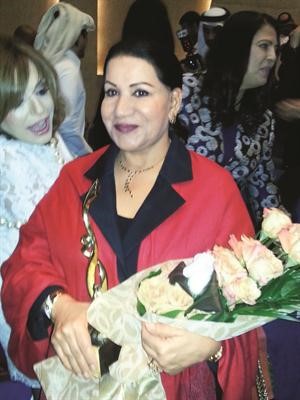 الفنانة القديرة سعاد عبدالله بعد تكريمها ﻿