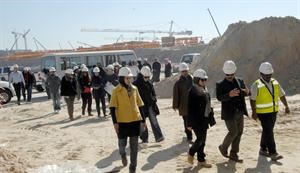 وفد الاشغال خلال جولة داخل المشروع﻿