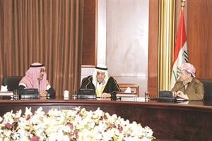 مسعود البرزاني والسفير علي المؤمن والزميل عدنان الراشد﻿
