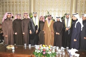 تهنئة من الاصدقاء
