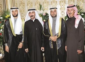 سلمان الدريويش مهنئا