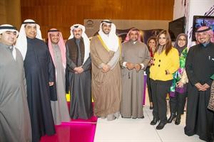 العبدالله والبدران يتوسطان فريق VIVA
