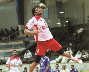لاعب الكويت عبدالله الغربللي يسدد على المرمى	عادل اليعقوب﻿