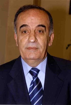 علي قانصوه﻿