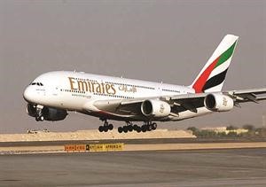 «الإماراتية» تعزز خدماتها إلى نيويورك وباريس