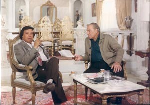 وحيد سيف مع الفنان فريد شوقي في فيلم الخادم