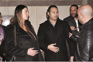 روتانا ابنة غادة وهي حامل﻿