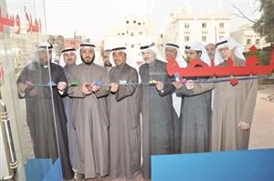 ناصر الحمدان خلال افتتاح فرع المصبغة﻿