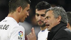 الصراخ يعلو في غرفة ملابس ريال مدريد بين مورينيو ورونالدو