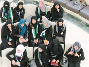 الطالبات حرصن على المشاركة