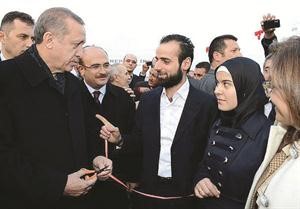 رجب طيب اردوغان في حفل خطوبة المعارضين السوريين﻿