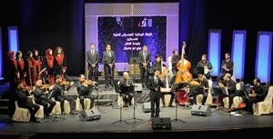 منذر الراعي وهو يشدو قل للمليحة﻿