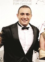 احمد السقا﻿