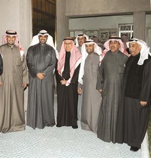 الشيخ محمد العبدالله ودنايف الحجرف وانس الصالح مع الزملاء احمد بهبهاني وعدنان الراشد وطارق ادريس فريال حماد