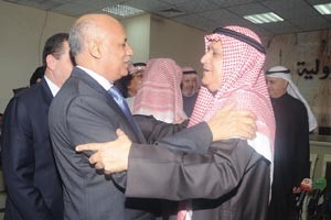 السفير المصري عبدالكريم سليمان مهنئا الزميل بهبهاني