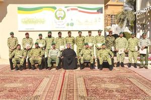 دخالد الشمروخ متوسطا المشاركين في الدورة﻿