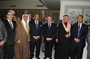 عبدالعزيز الشارخ وعبدالكريم سليمان وسفراء الامارات والعراق والصومال قاسم باشا
