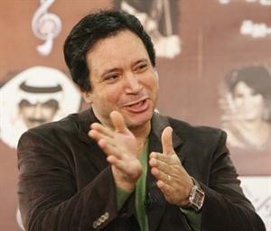 «الموسيقيين» المصرية: لغة الحوار مع درويش مرفوضة.. والأفضل أن يتفرغ لفنه