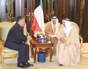 جانب من لقاء صاحب السمو الامير بالملك عبدالله الثاني﻿