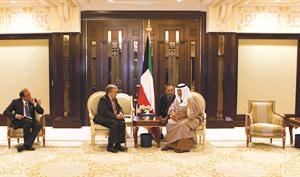 سمو الشيخ جابر المبارك خلال لقائه المفوض السامي لشؤون اللاجئين 